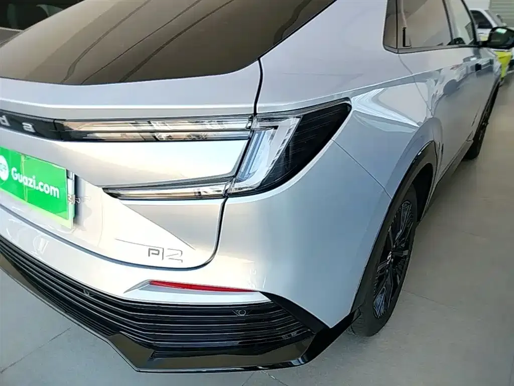 Honda e:NP2 — фото 9