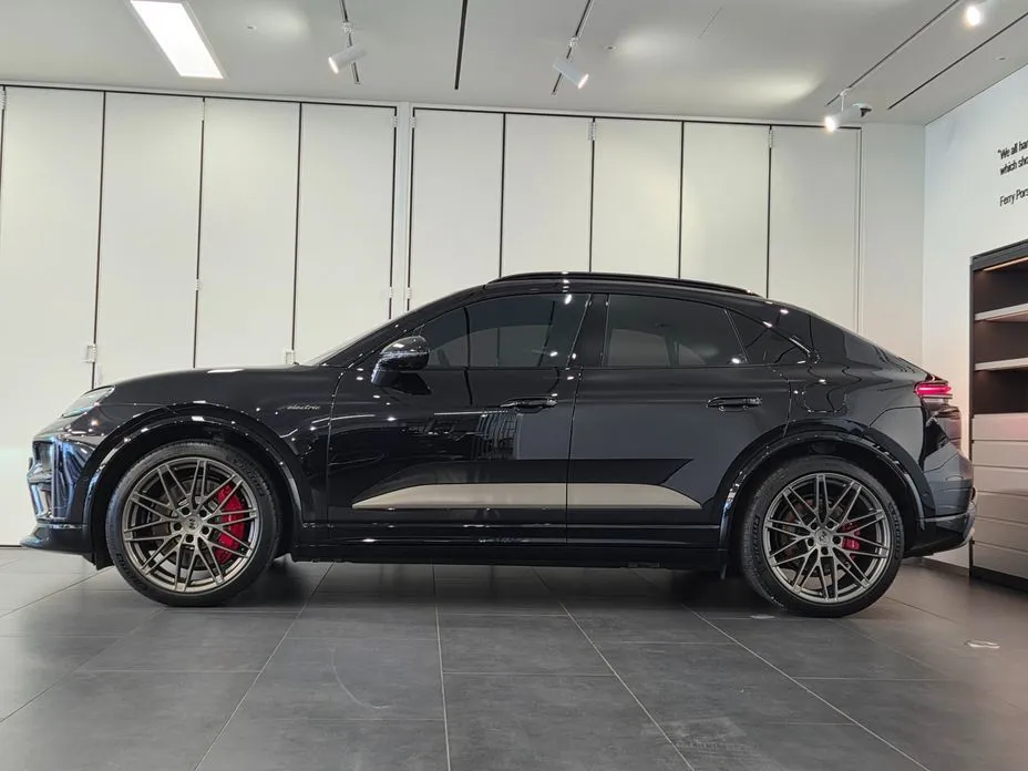 Porsche Macan — фото 10