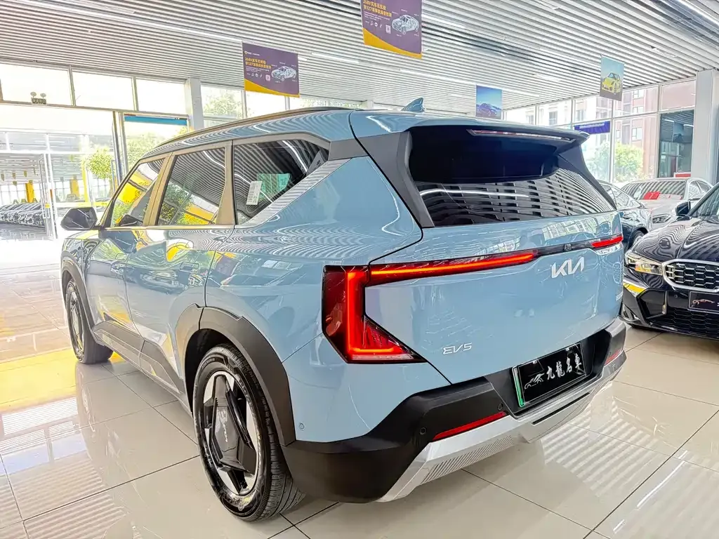 Kia EV5 — фото 2