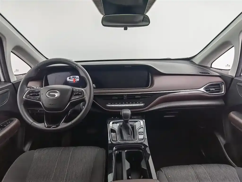 GAC Motor Trumpchi M6 — фото 7