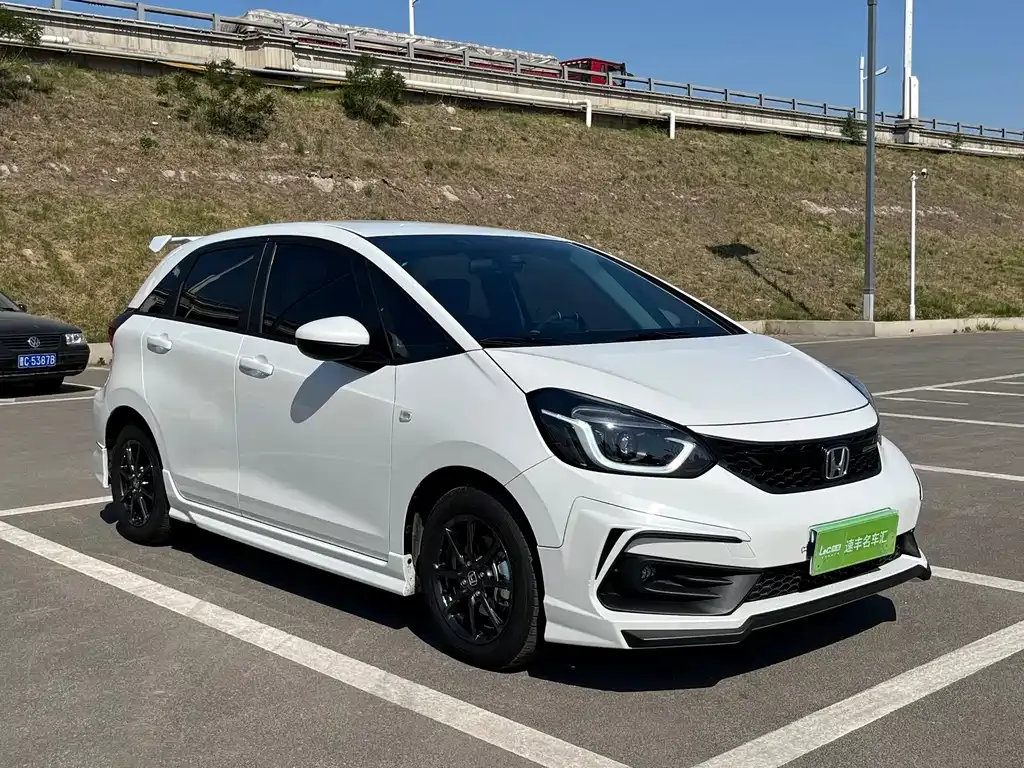 Honda Fit — фото 6