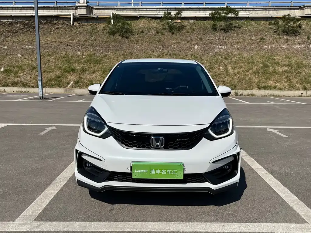 Honda Fit — фото 7