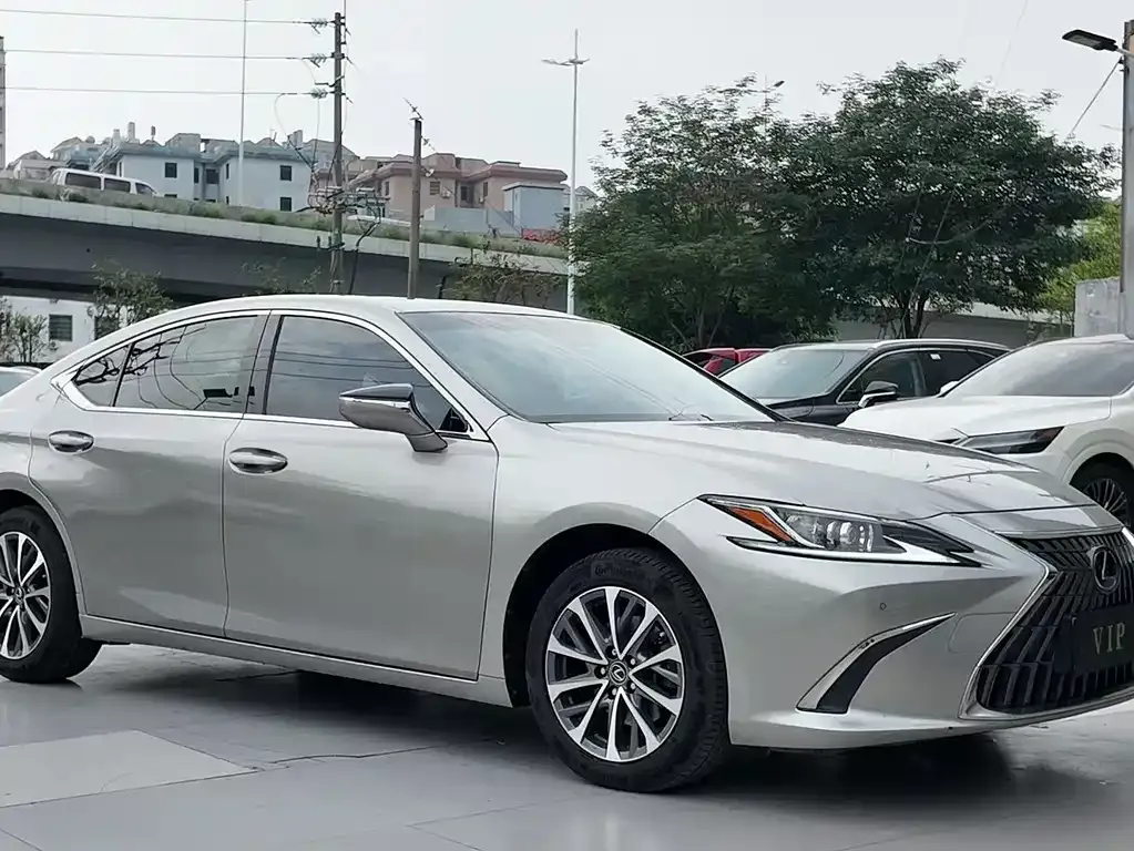 Lexus ES — фото 2
