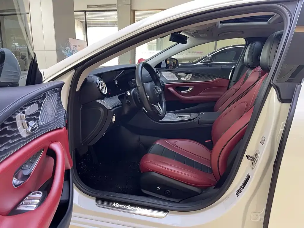 Mercedes-Benz CLS — фото 6