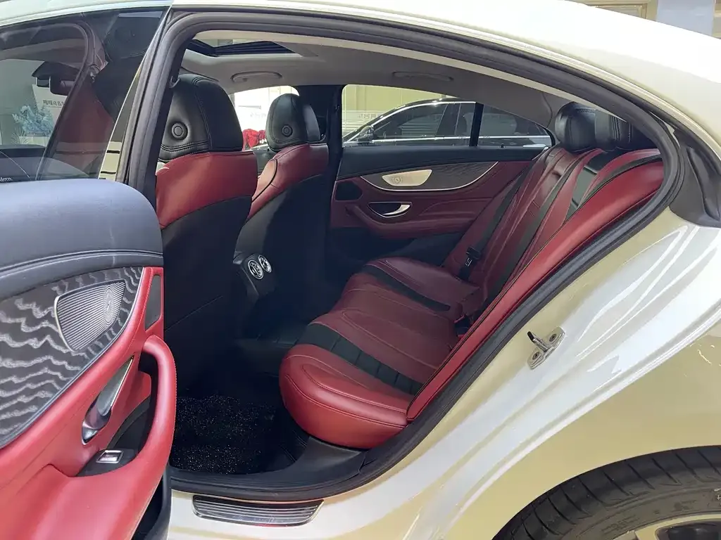 Mercedes-Benz CLS — фото 9