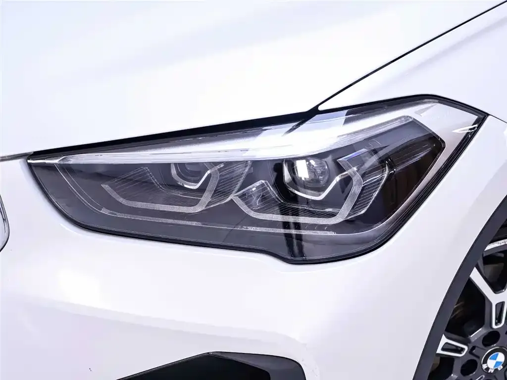 BMW X1 — фото 2