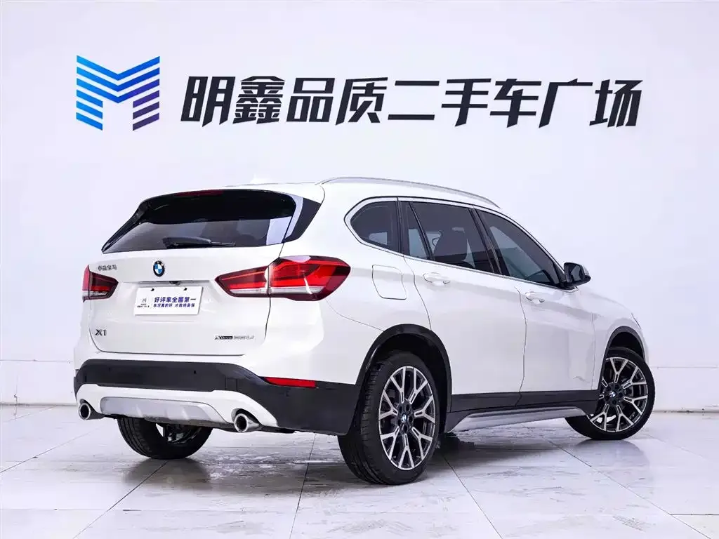 BMW X1 — фото 4
