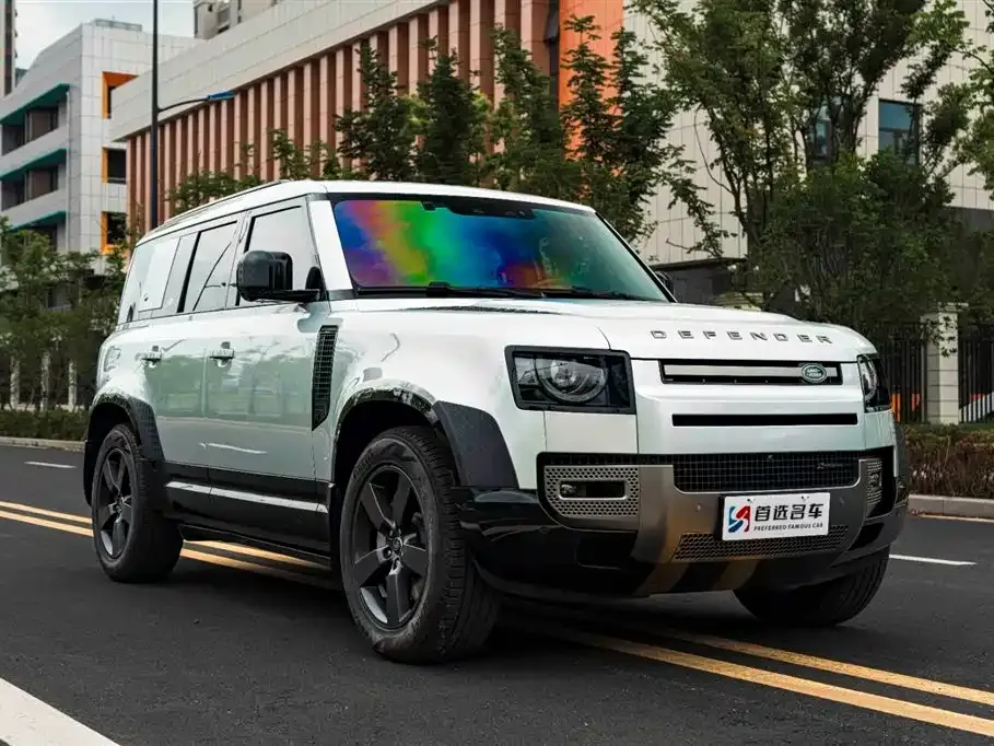 Land Rover Defender — фото 10