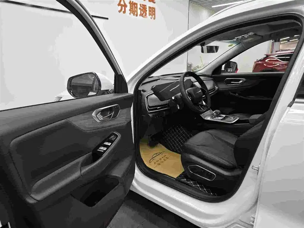 BAIC X7 — фото 7