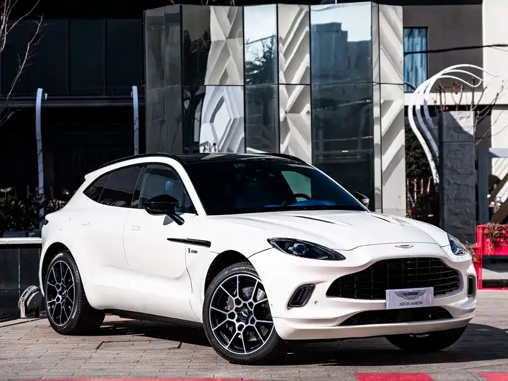 Aston Martin DBX — фото 3