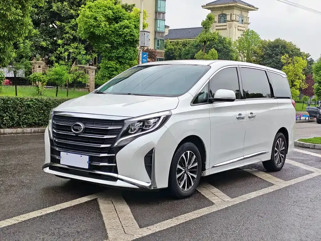 GAC Motor Trumpchi M8 — фото 1