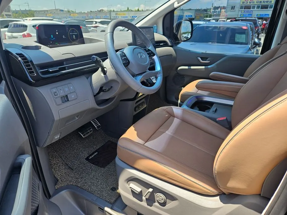 Hyundai Staria — фото 6