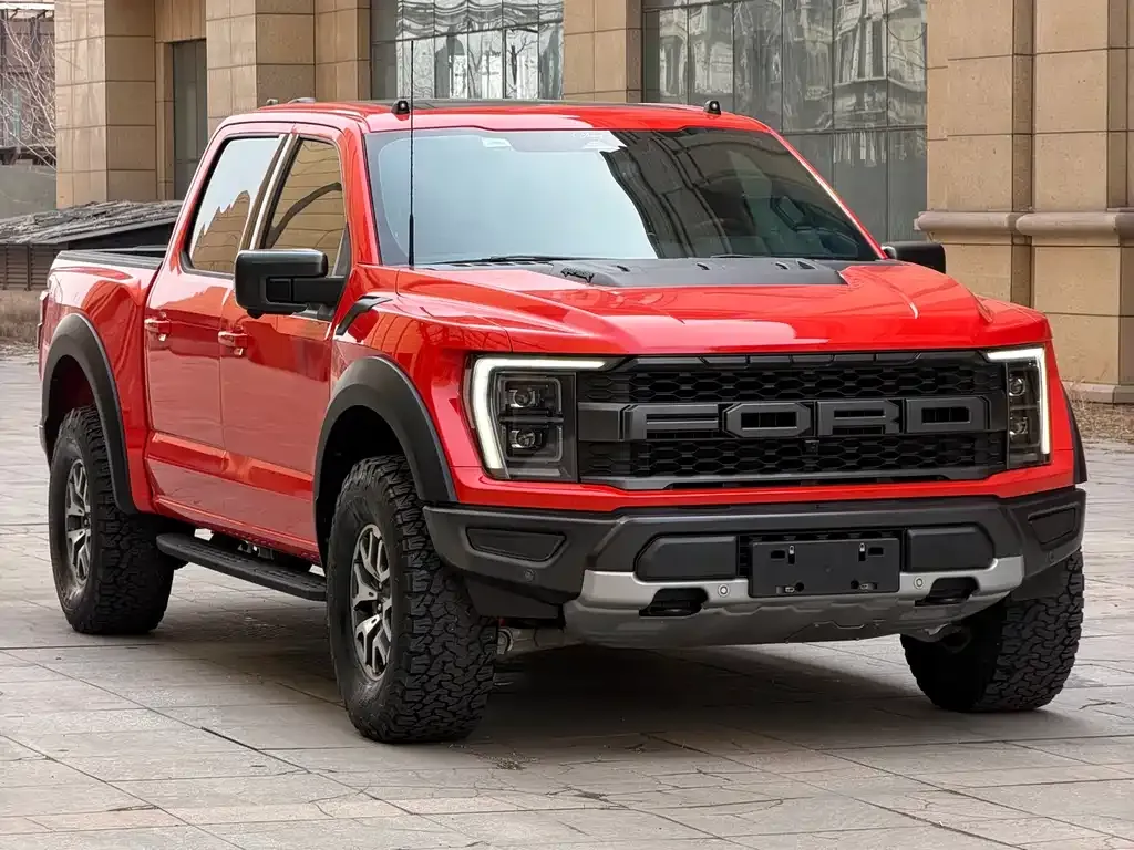Ford F-150 Raptor — фото 1