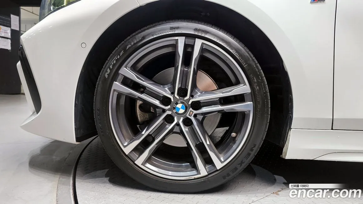 BMW 1-Series — фото 10