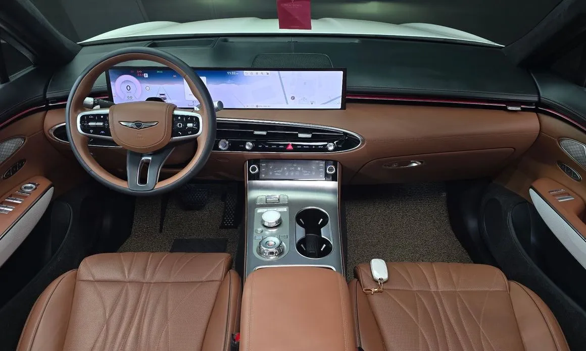 Genesis GV70 — фото 10