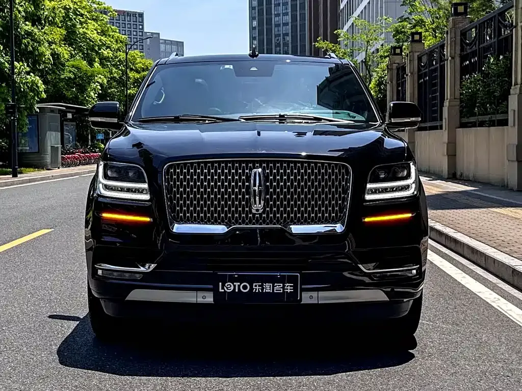 Lincoln Navigator — фото 5