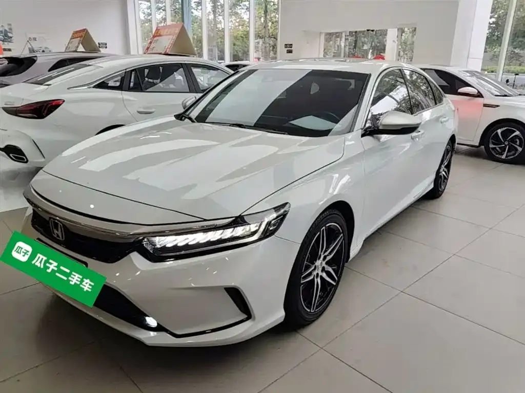 Honda Inspire — фото 1