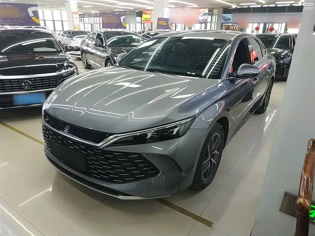BYD Qin L — фото 1