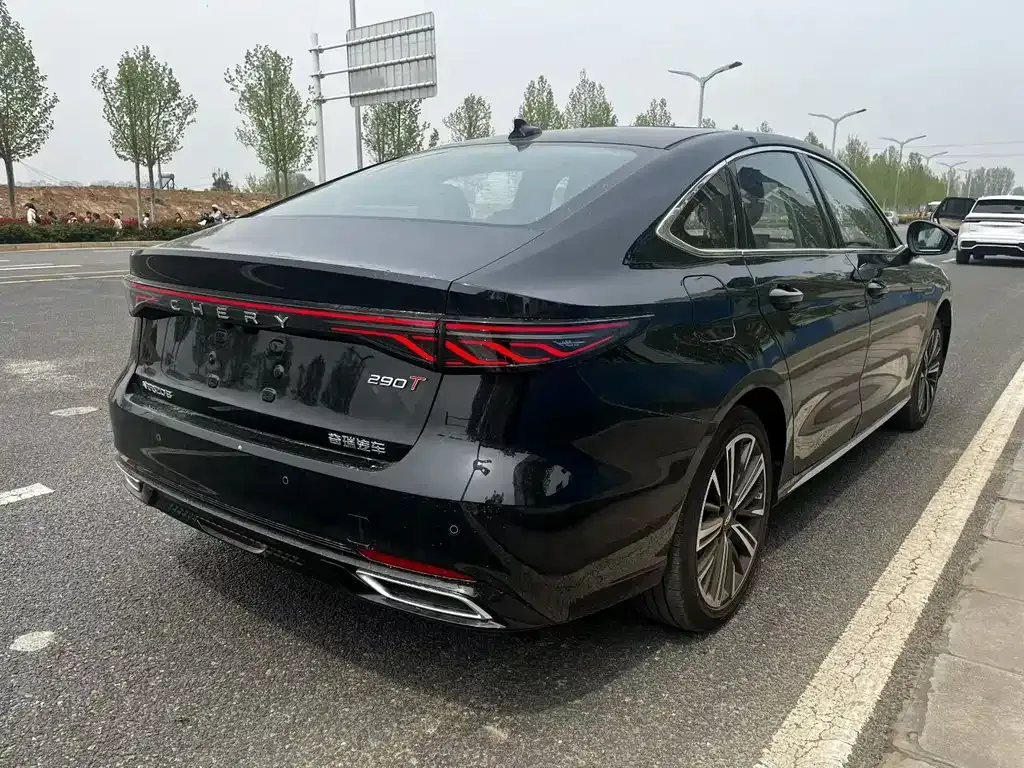Chery Arrizo 8 PRO — фото 6