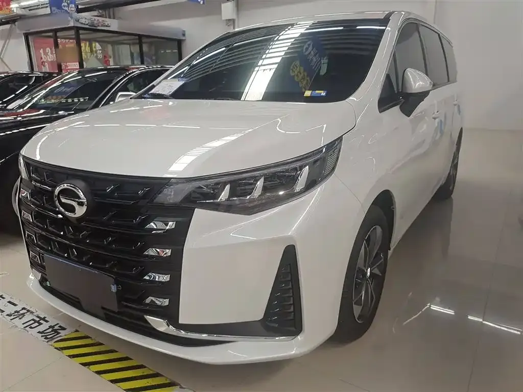 GAC Motor Trumpchi M6 — фото 10