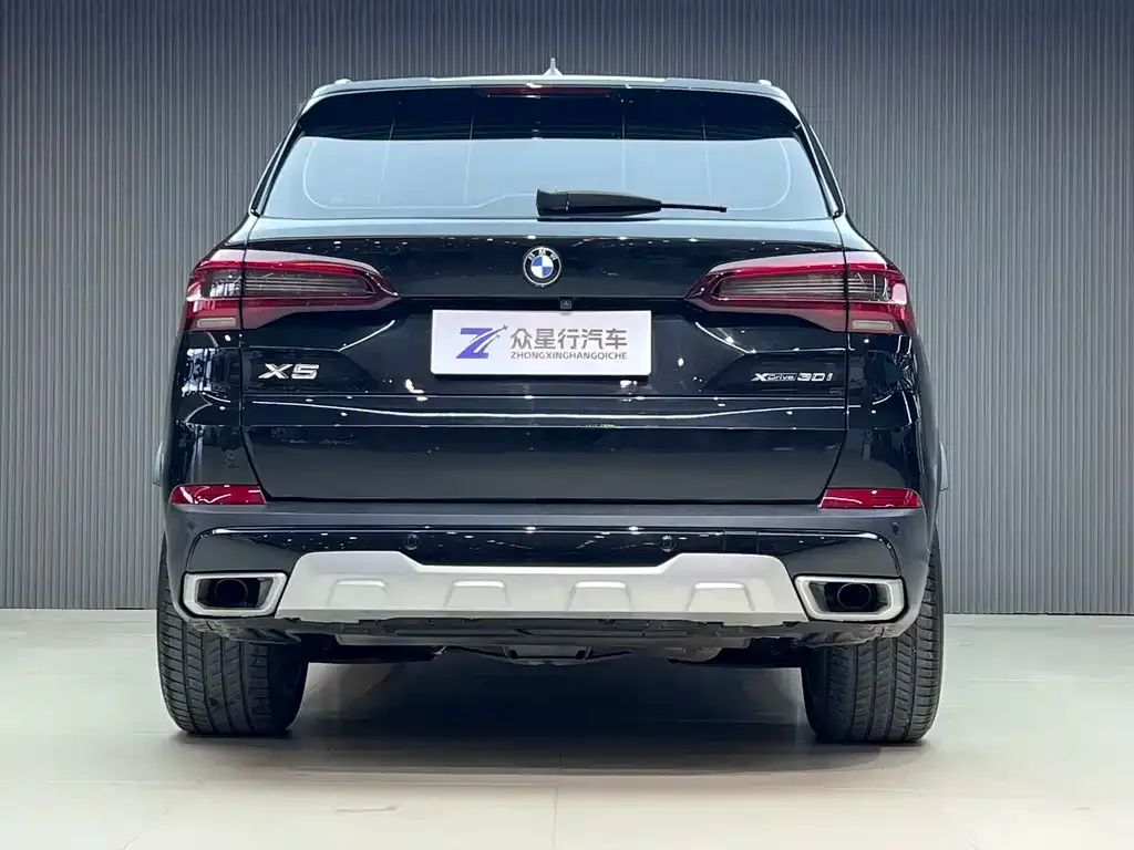 BMW X5 (Import) — фото 5