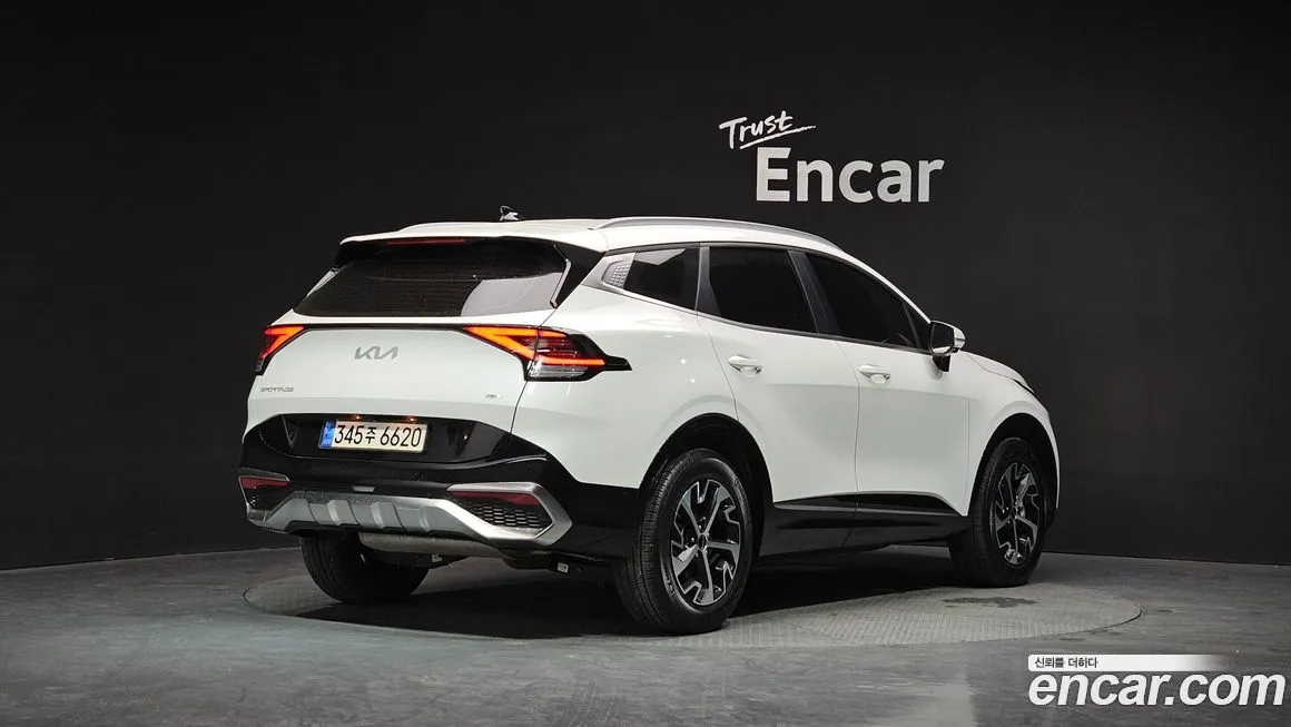 Kia Sportage — фото 6