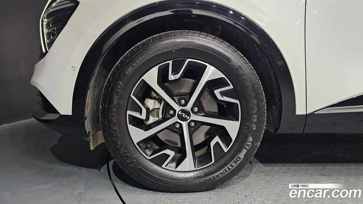 Kia Sportage — фото 8
