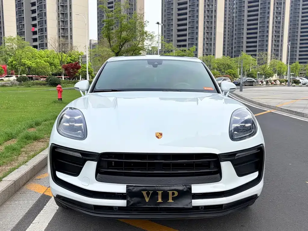 Porsche Macan — фото 9