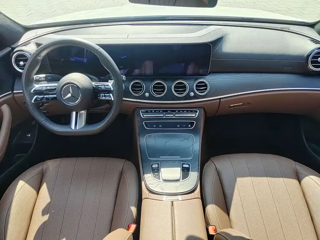 Mercedes-Benz E-Class (Import) — фото 4