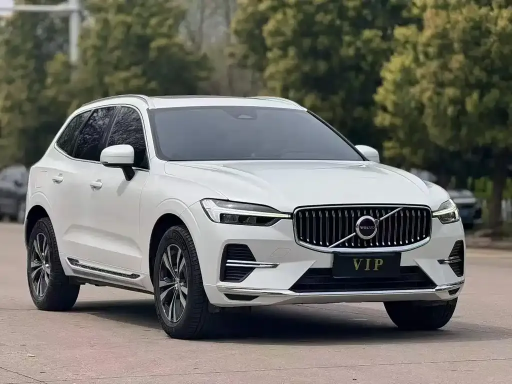 Volvo XC60 — фото 6