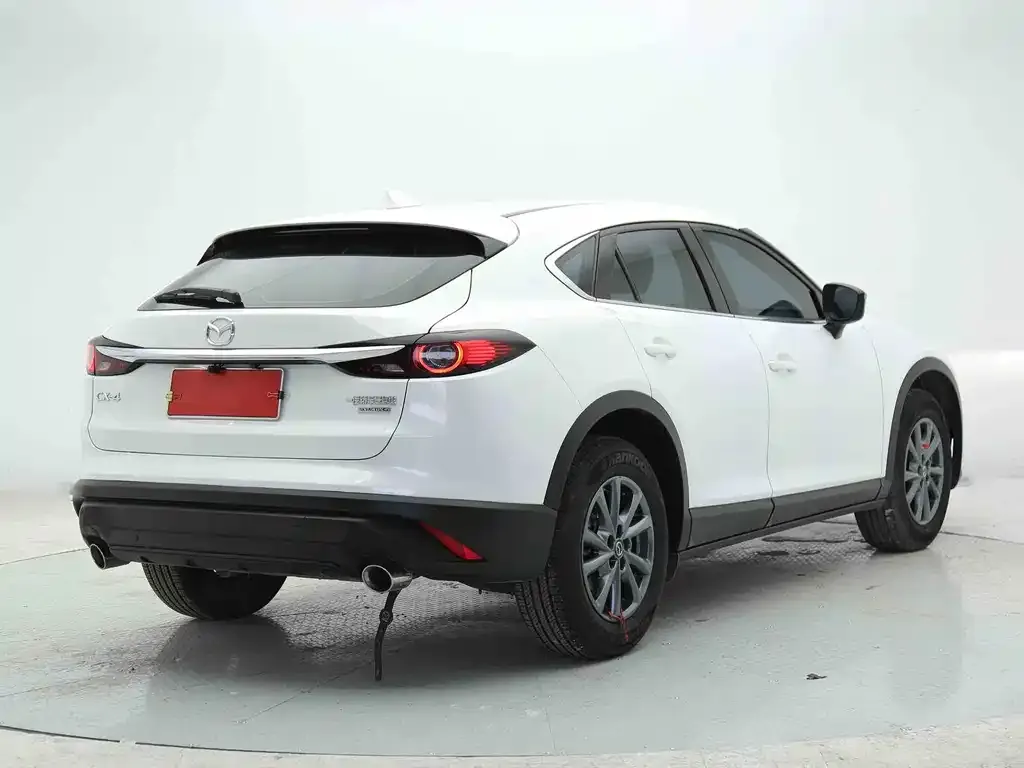 Mazda CX-4 — фото 2