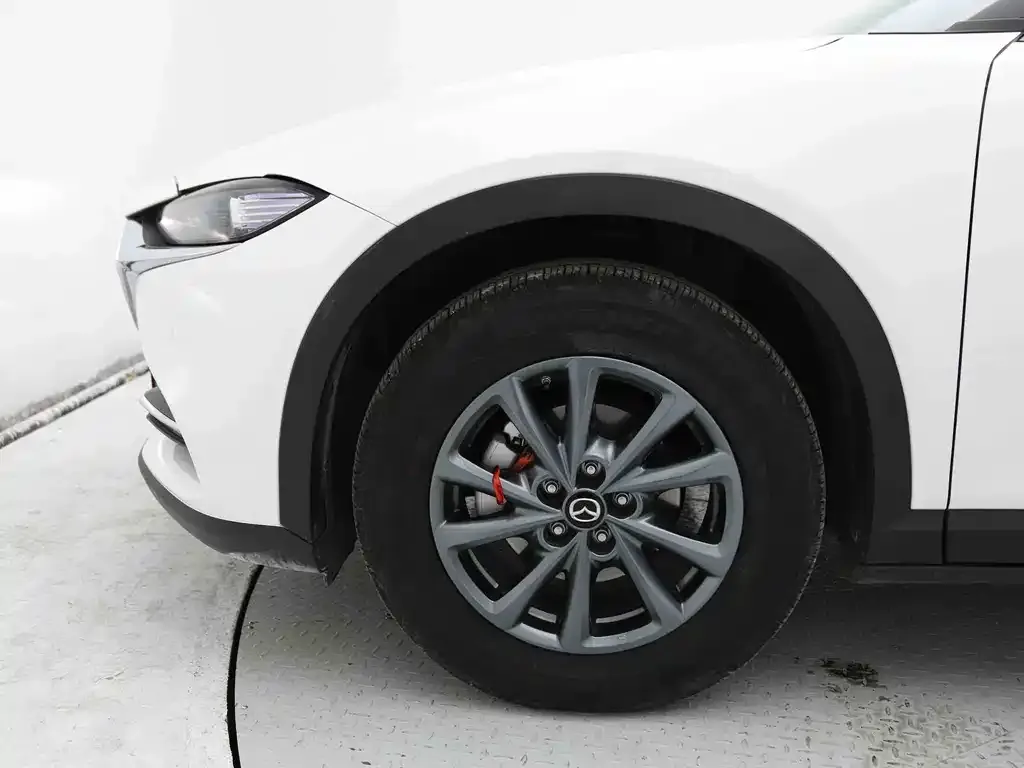 Mazda CX-4 — фото 10