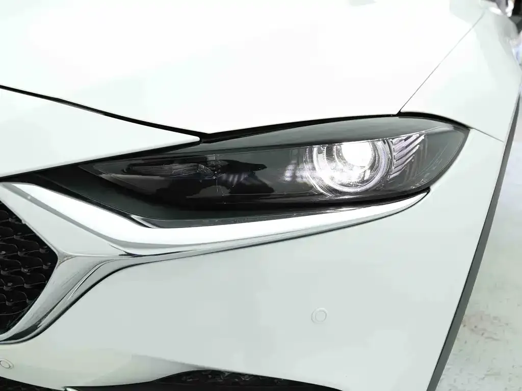 Mazda CX-4 — фото 9