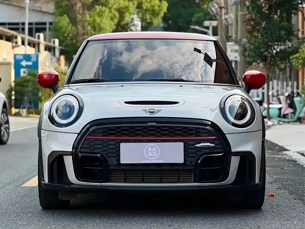 MINI JCW (John Cooper Works) — фото 6
