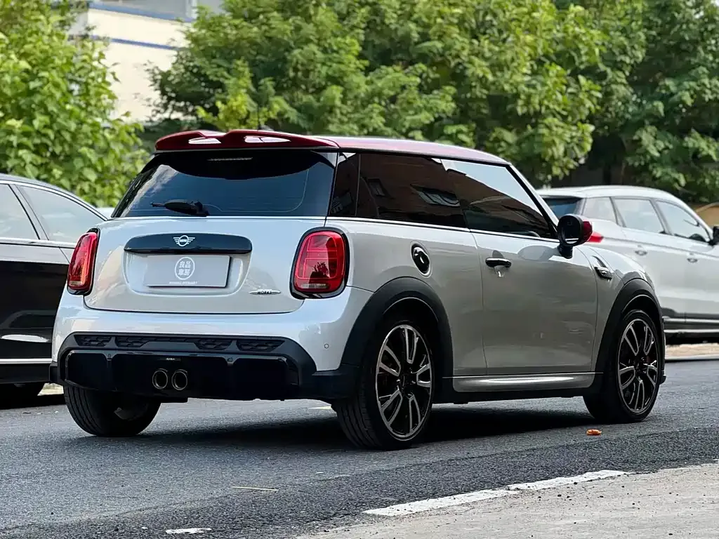 MINI JCW (John Cooper Works) — фото 2