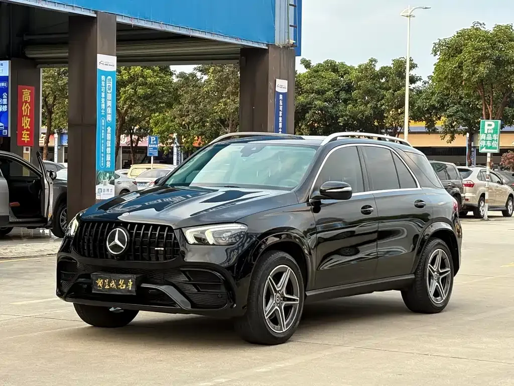 Mercedes-Benz GLE — фото 1