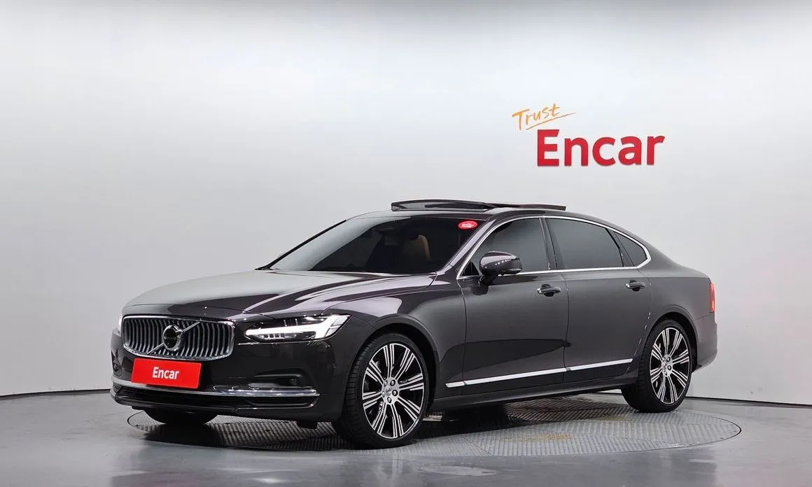 Volvo S90 — фото 1