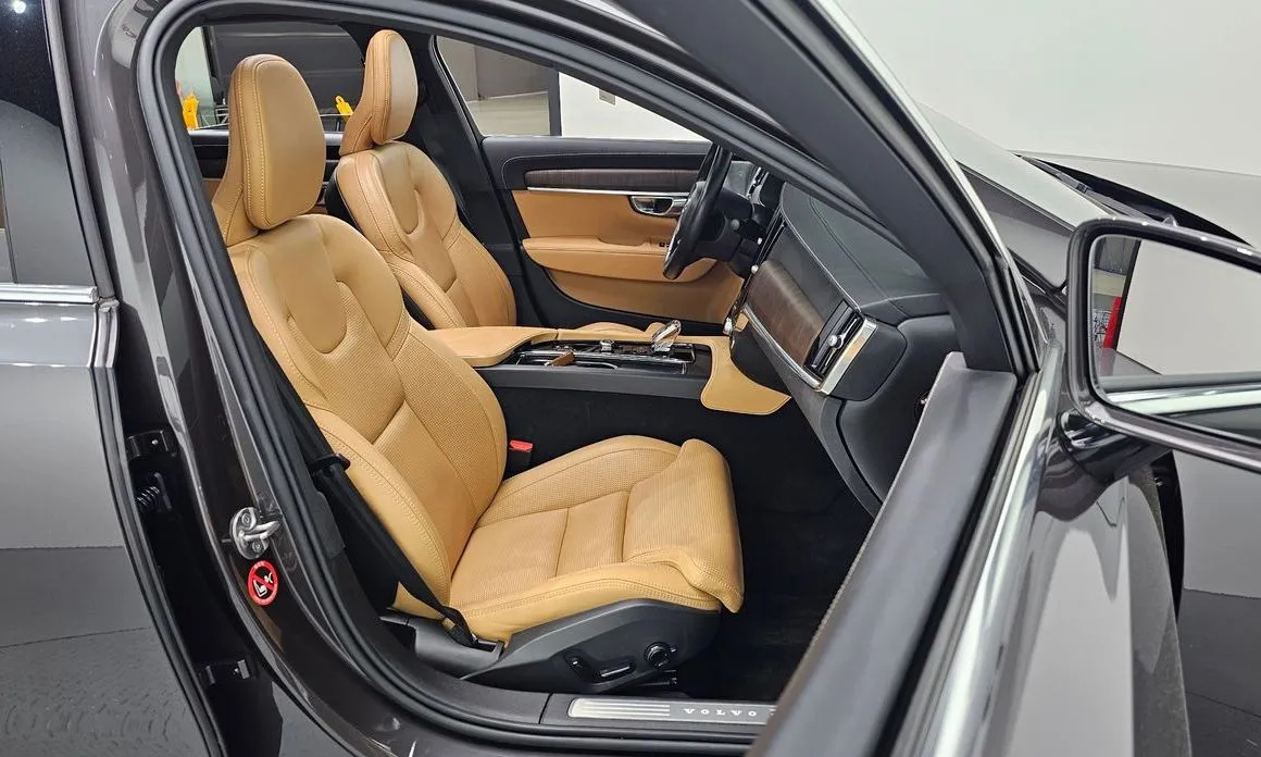 Volvo S90 — фото 10