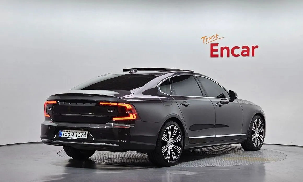 Volvo S90 — фото 3