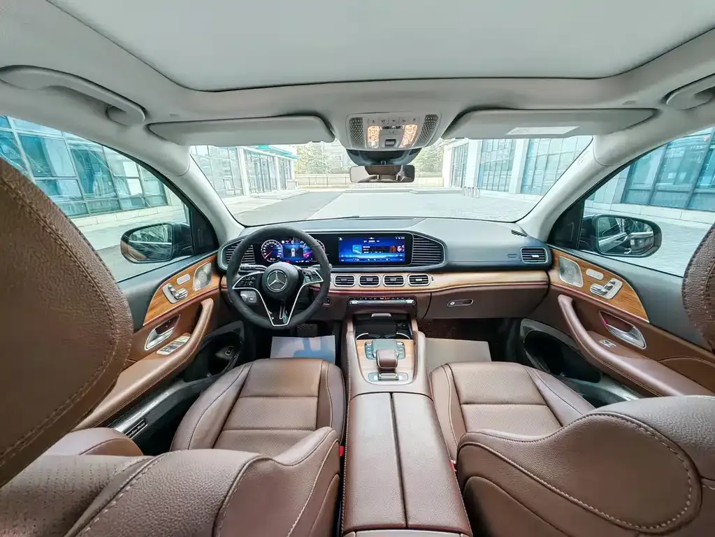 Mercedes-Benz GLE — фото 7