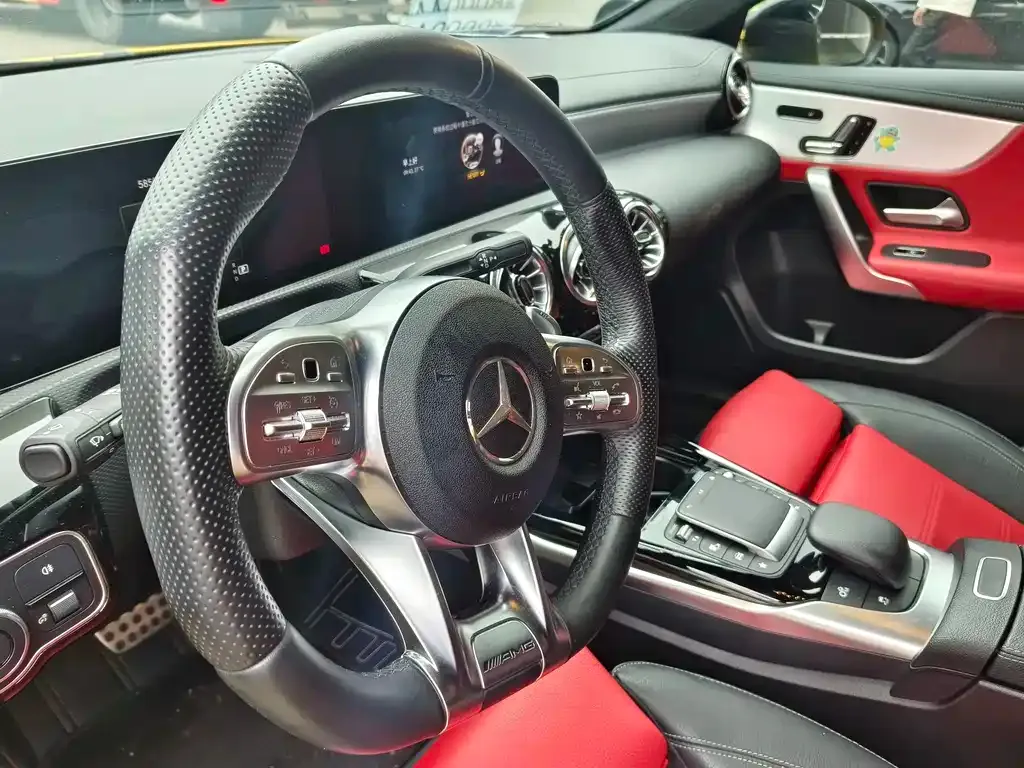 Mercedes-Benz A-Class AMG — фото 6