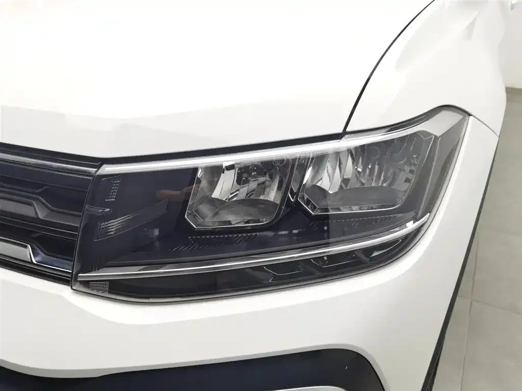 Volkswagen T-Cross — фото 8