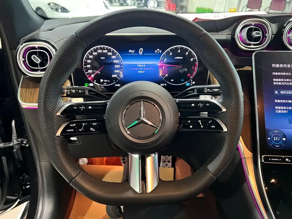 Mercedes-Benz GLC — фото 3