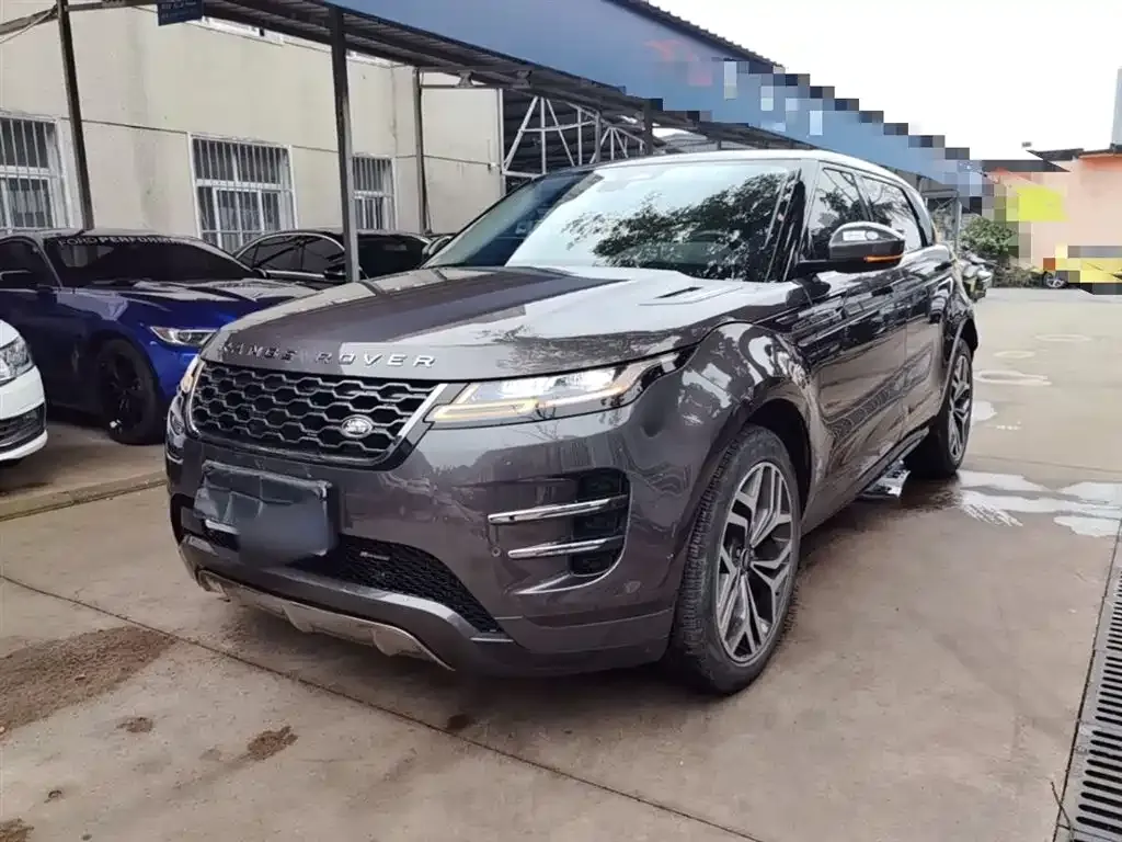 Land Rover Evoque — фото 1