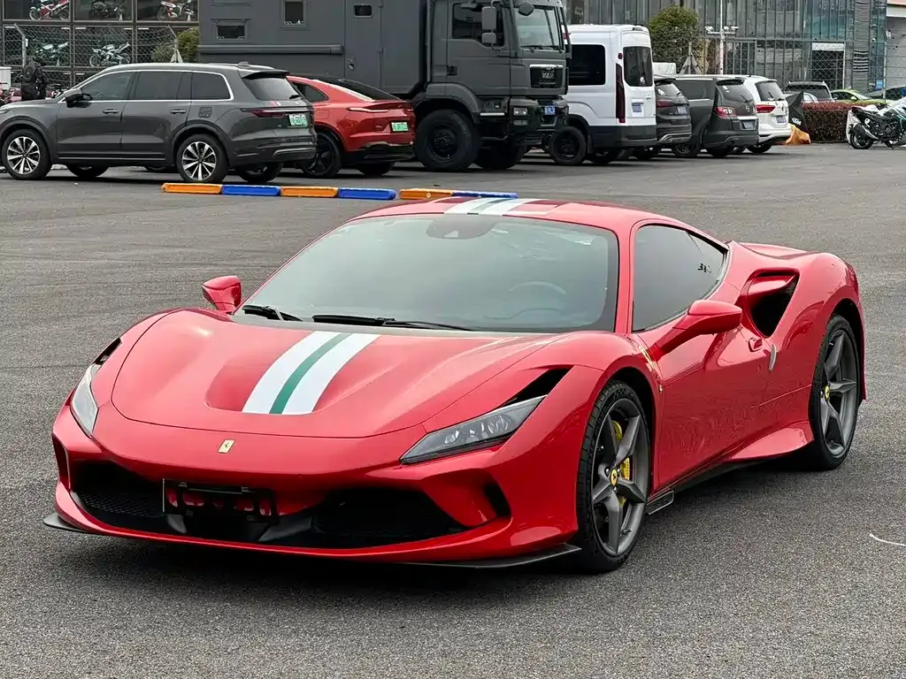 Ferrari F8 — фото 1
