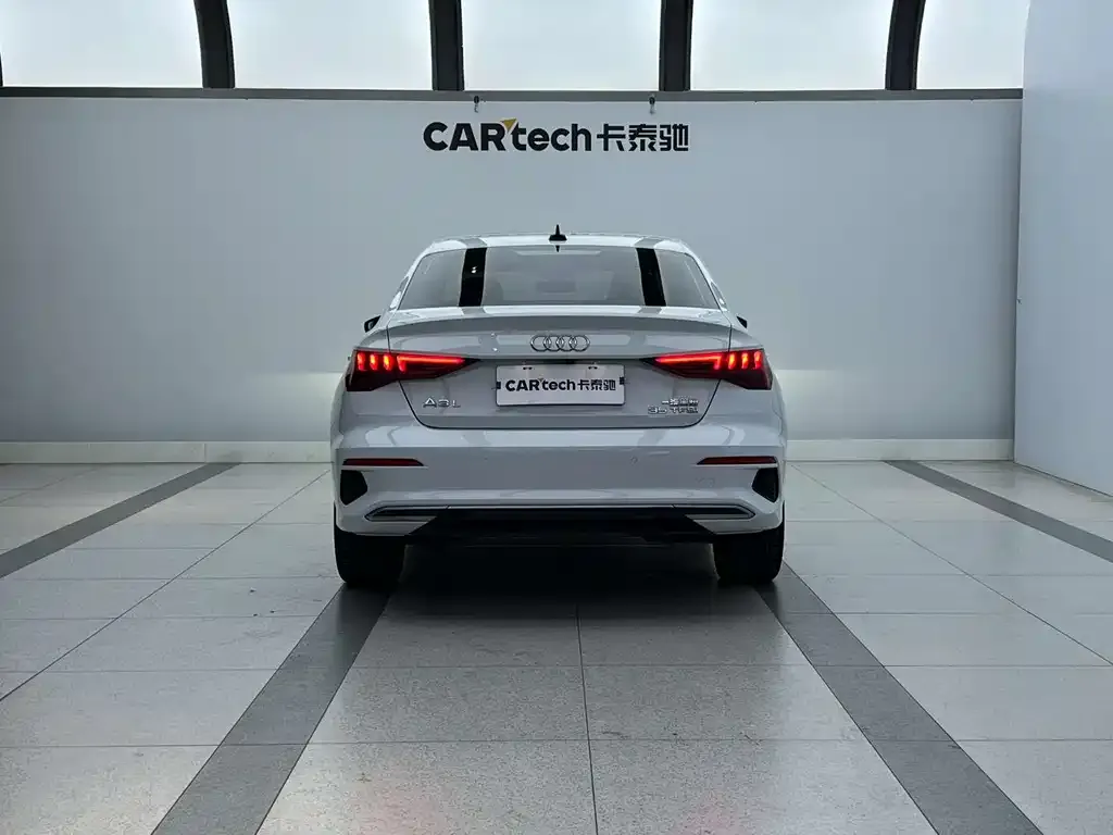 Audi A3 — фото 2