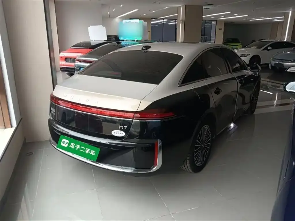 Roewe M7 DMH — фото 9