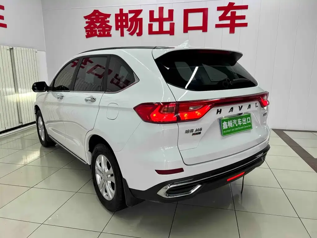Haval M6 — фото 9