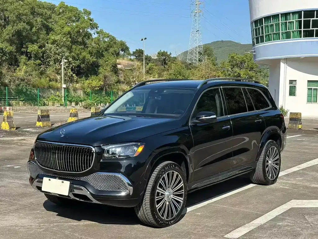 Mercedes-Benz GLS — фото 1