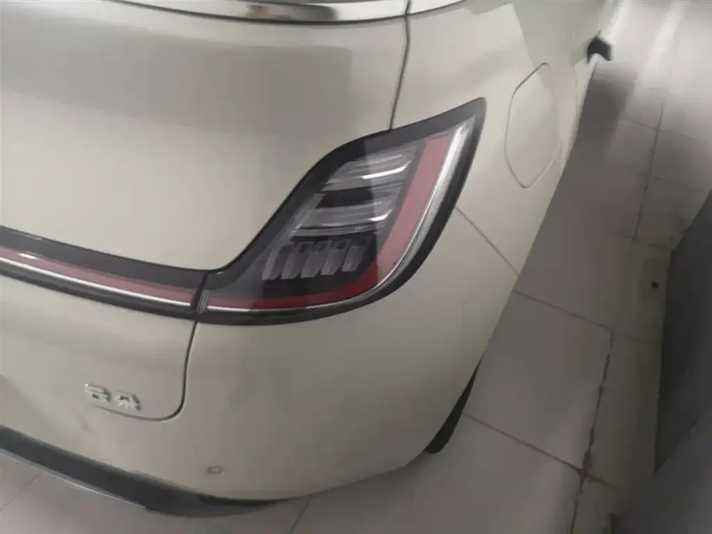 Baojun Yunduo — фото 4
